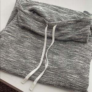 Grey pullover